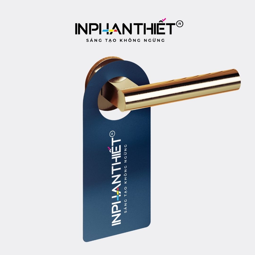 the-treo-cua-phong-khach-san-1091